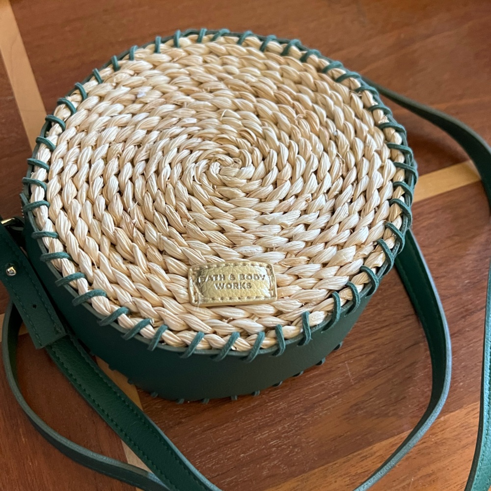 Bath & Body Works Round Straw Crossbody with Green Trim